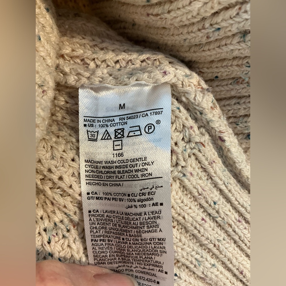 Old Navy shaker crewneck sweater - Picture 5 of 6